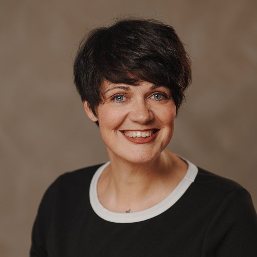 Yvonne Hoffmann-Schalla, Standortleitung des Bestattungshauses Fischer
